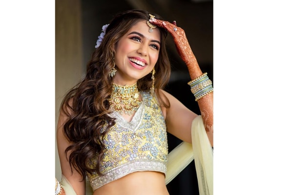 Best Hairstyles for Lehengas: The Top Six