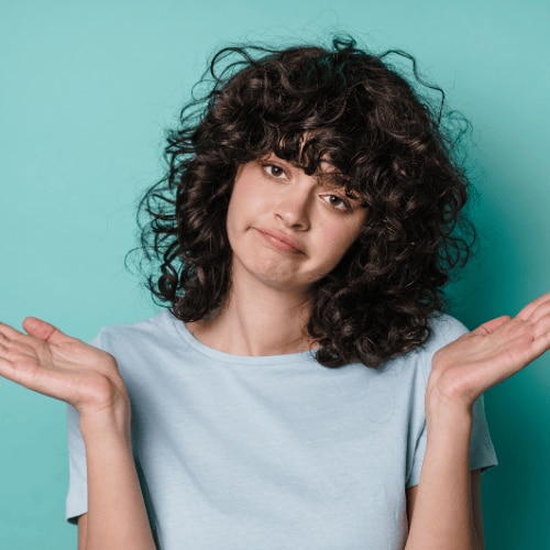 Essential weekly hair care routine for managing frizzy hair