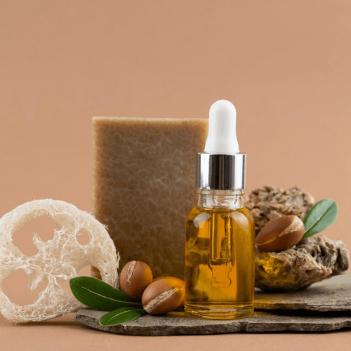 Argan oil for frizzy hair - A natural solution for silky, shiny hair.