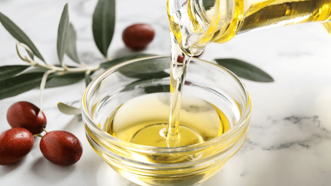 Discover the Science Behind Jojoba Oil's Impact on Hair Growth