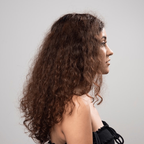 Feather Cut for Curly Hair: Styling and Maintenance Tips