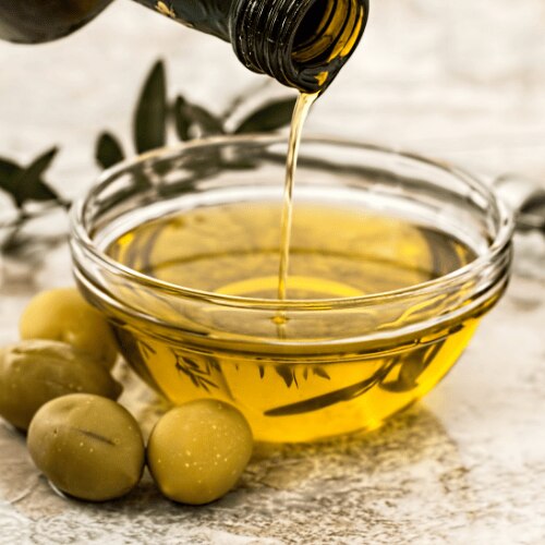 BEST OILS FOR HAIR GROWTH AND SHINY, STRONG MANE