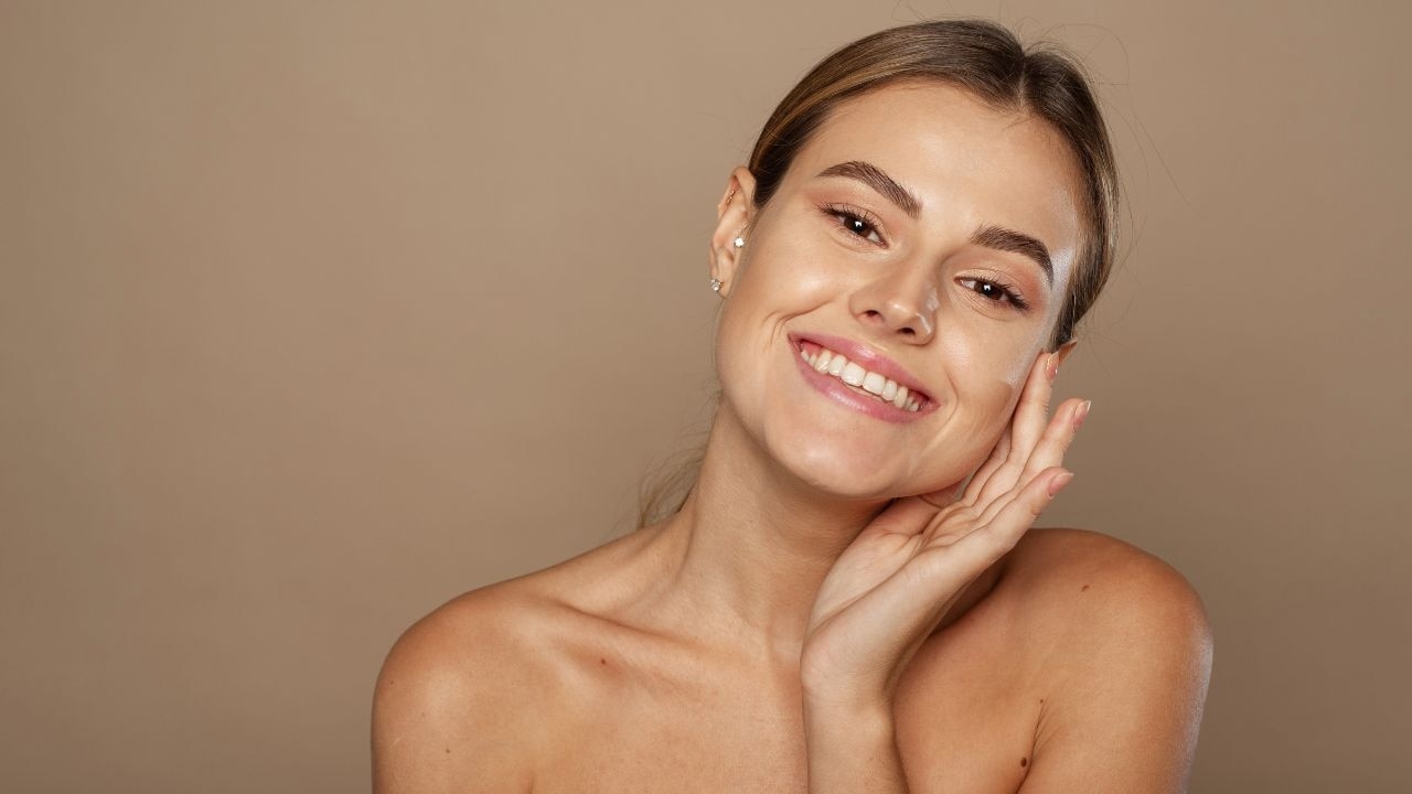 Restore Radiance with POND'S White Beauty Cream