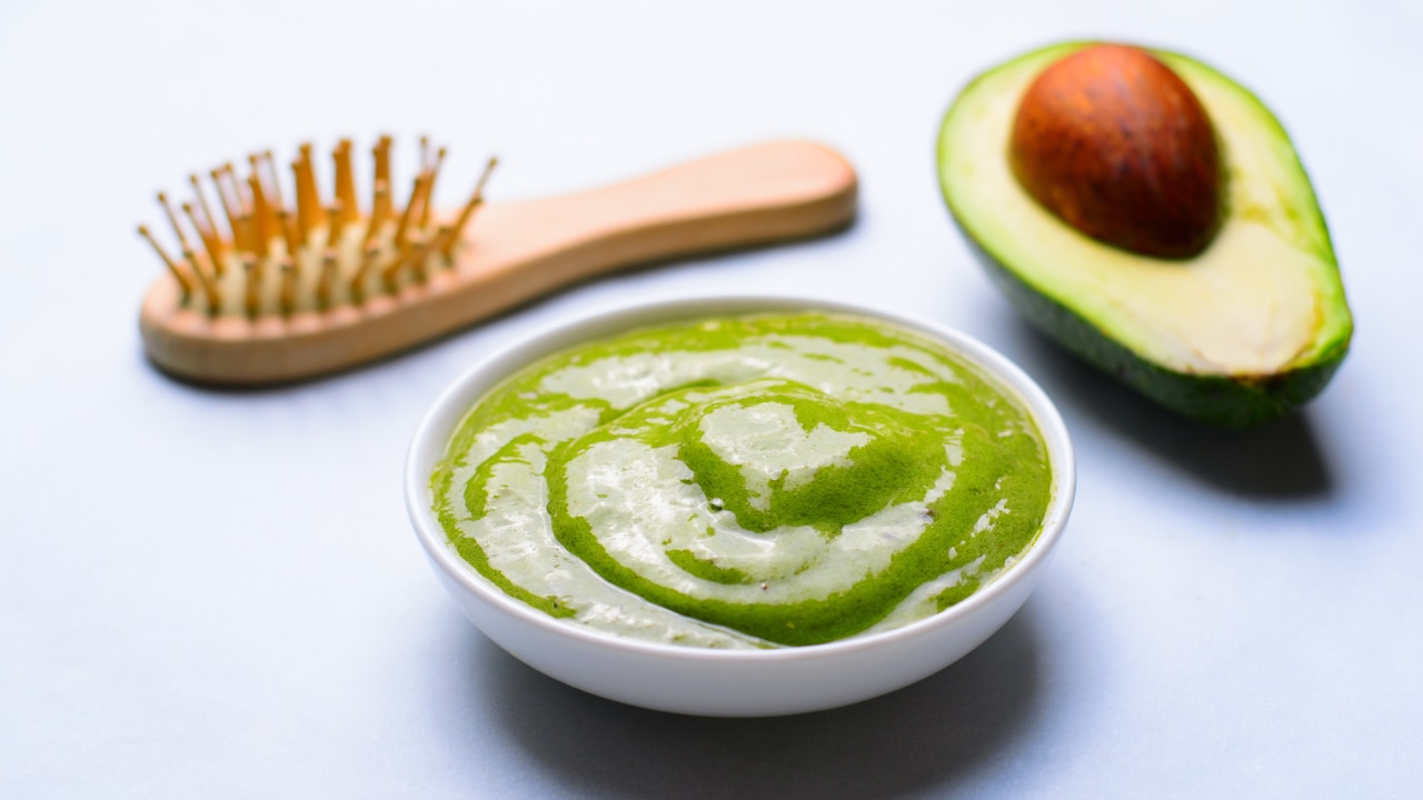 Avocado and almond oil mask for lustrous hair