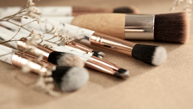 Use only clean makeup tools