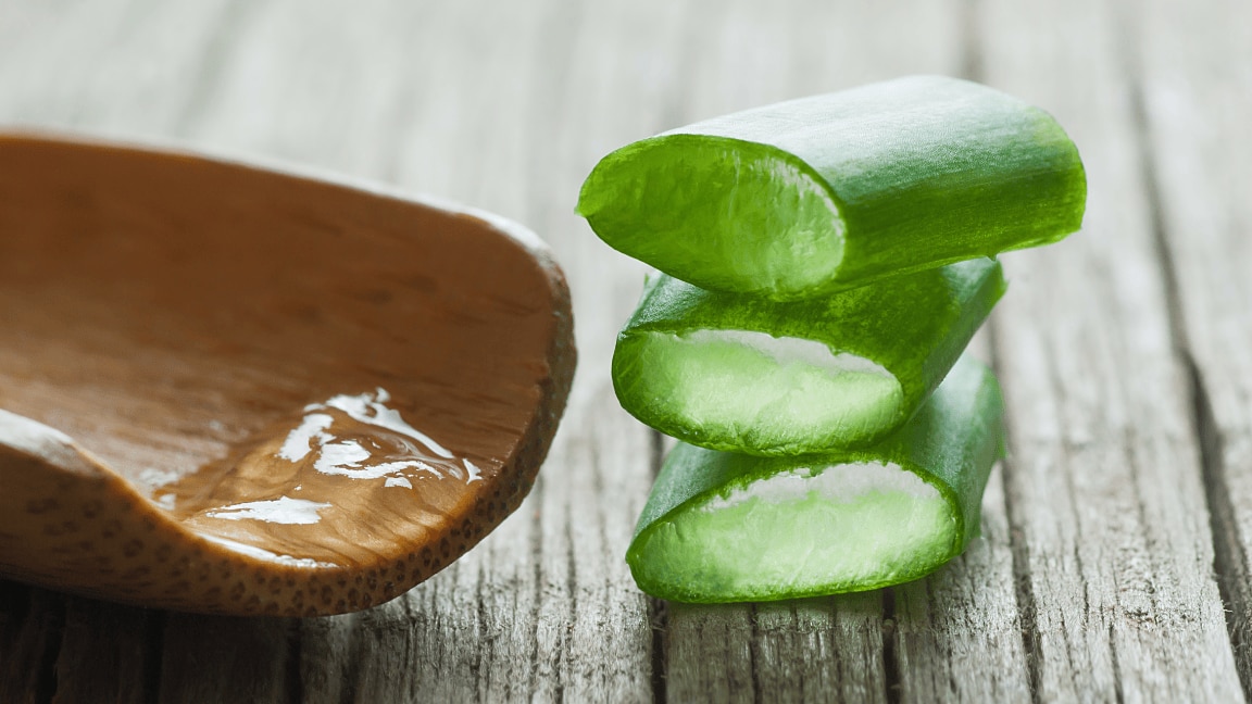 Ayurvedic Treatment For Dandruff: 5 Natural Remedies That Work