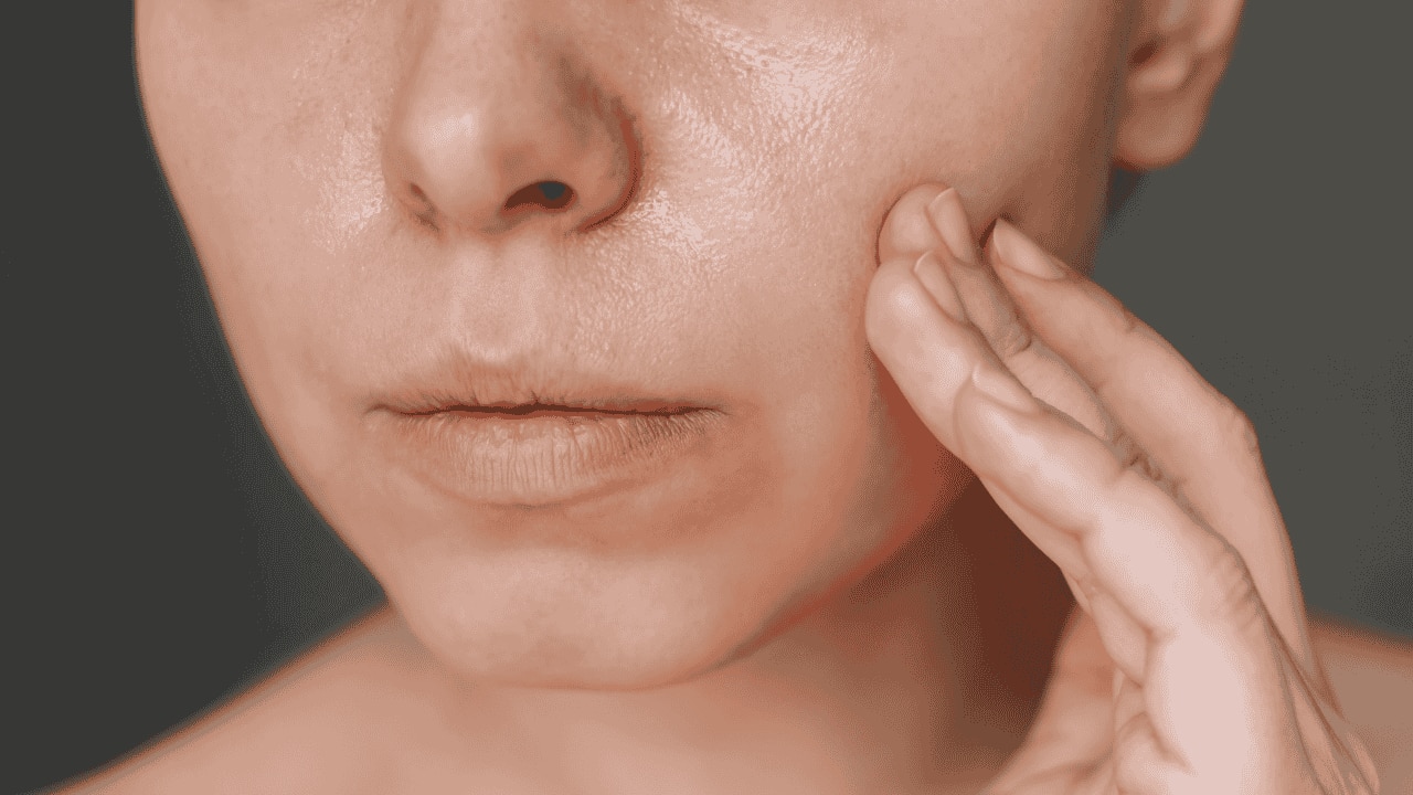 Activated charcoal reduces oiliness