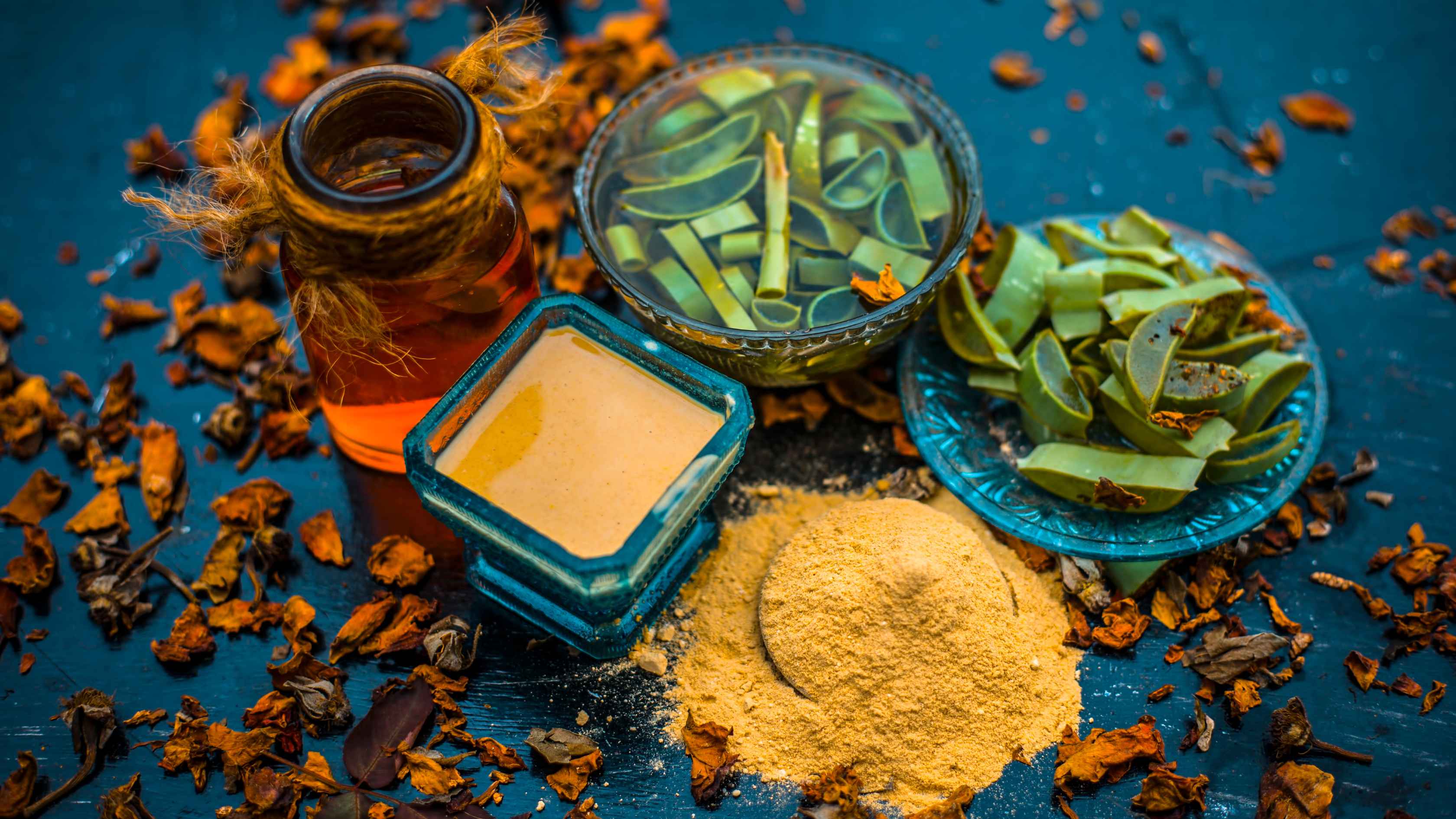 3. Multani mitti hair mask for healthier scalp