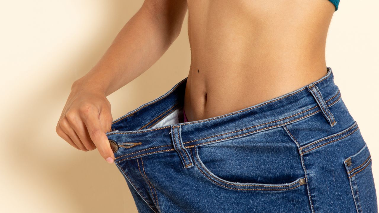 8. Helps in weight loss