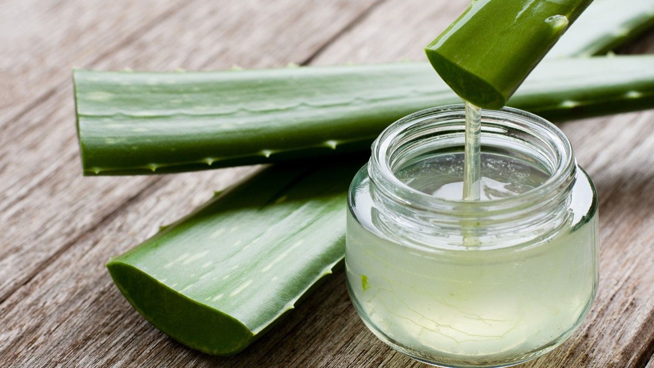 3. Aloe vera for freckles