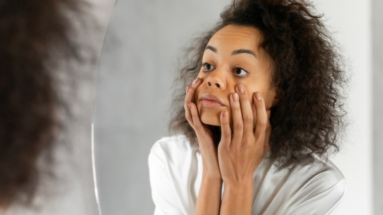 Banishes dark circles