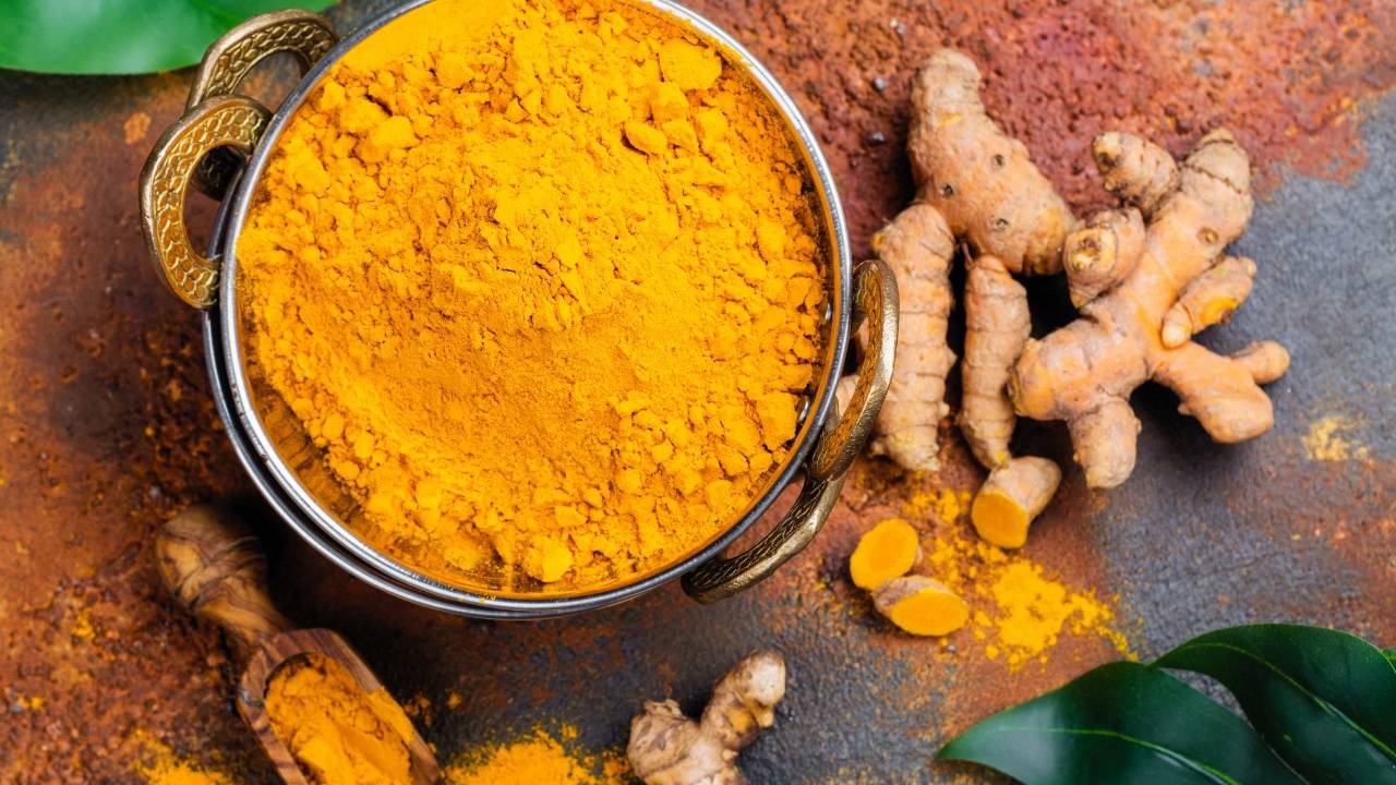 Besan and Turmeric powder