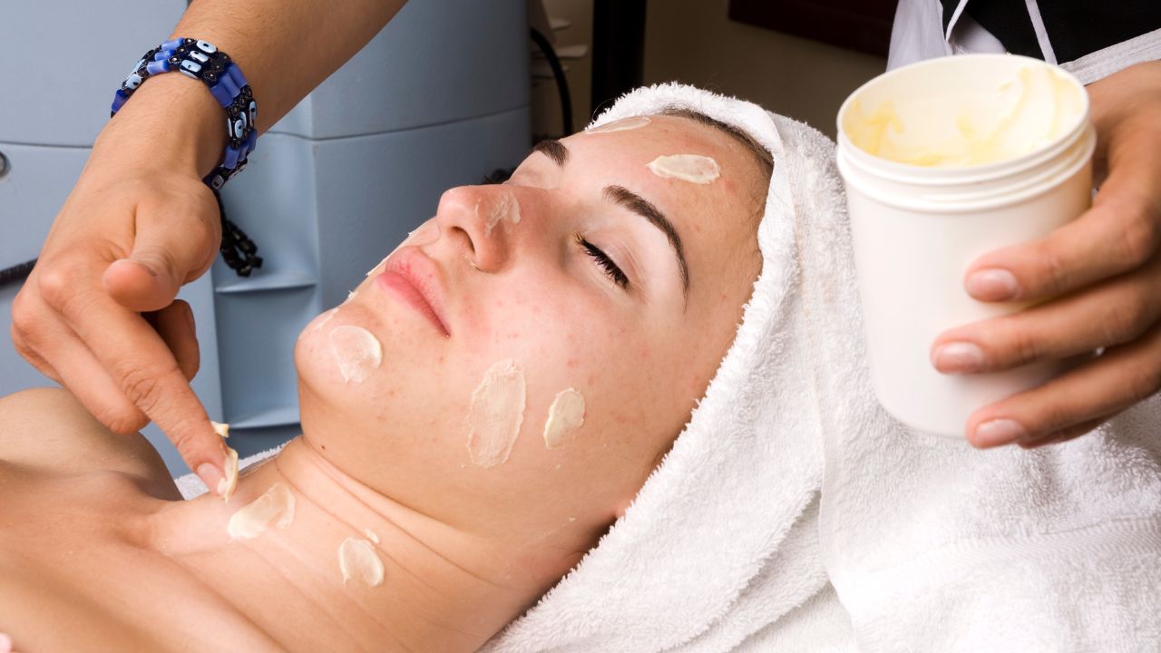 Best types of facial for pimples