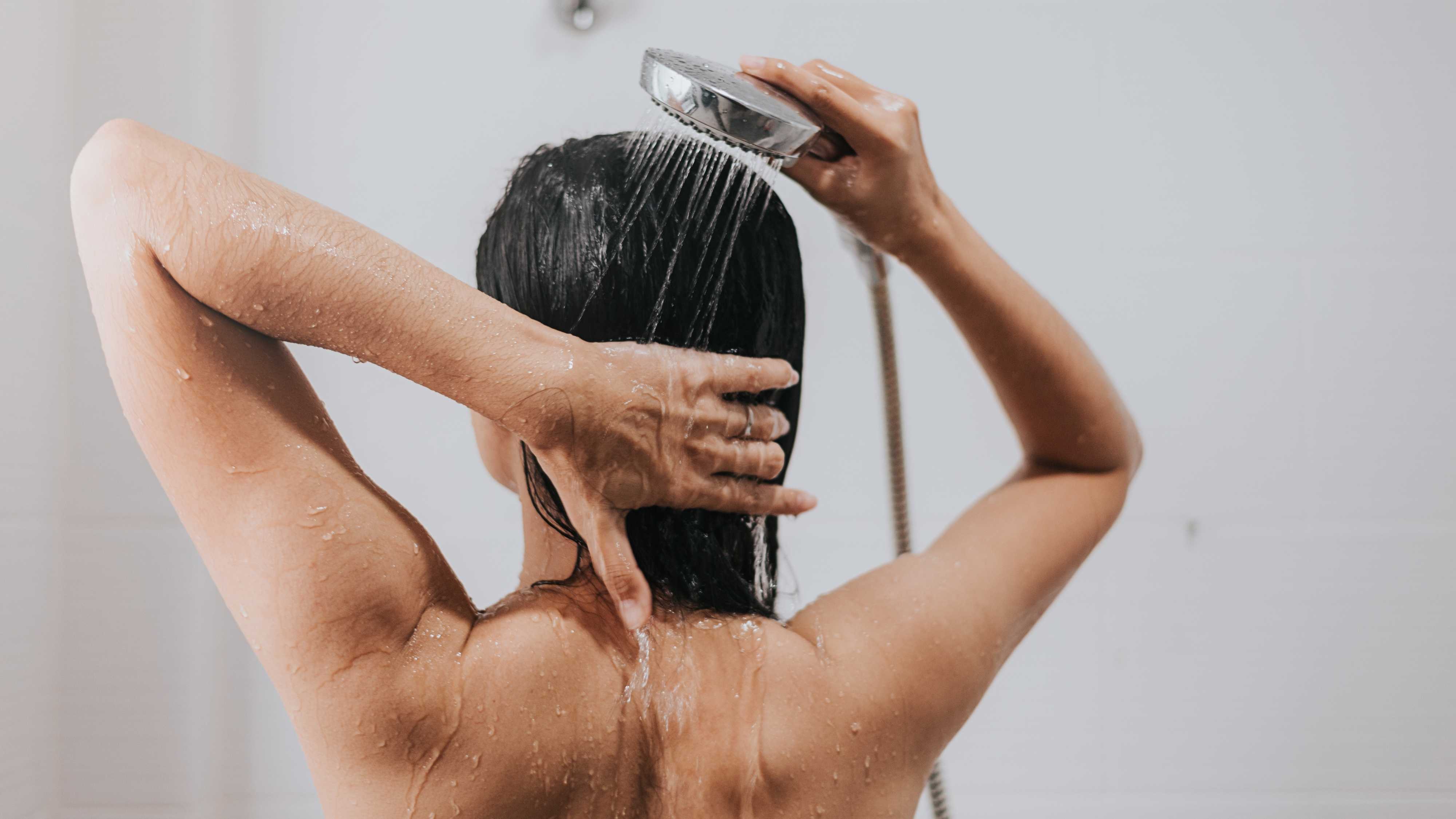 Cleanse and Protect Your Hair After Swimming