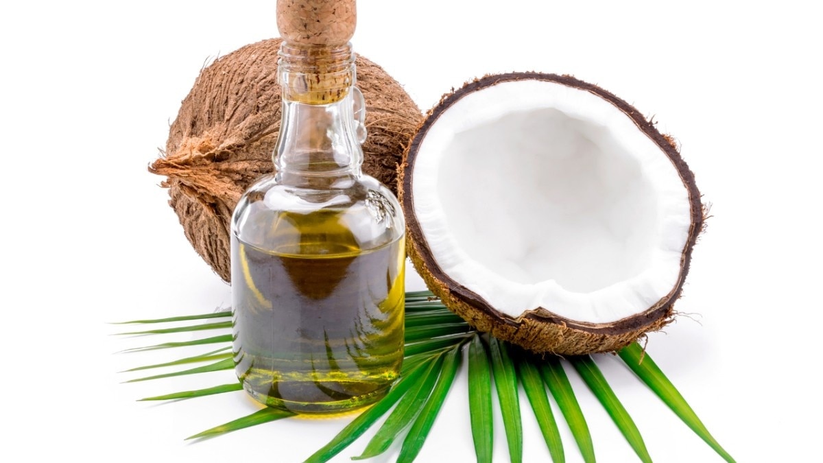 - Coffee and coconut oil mask