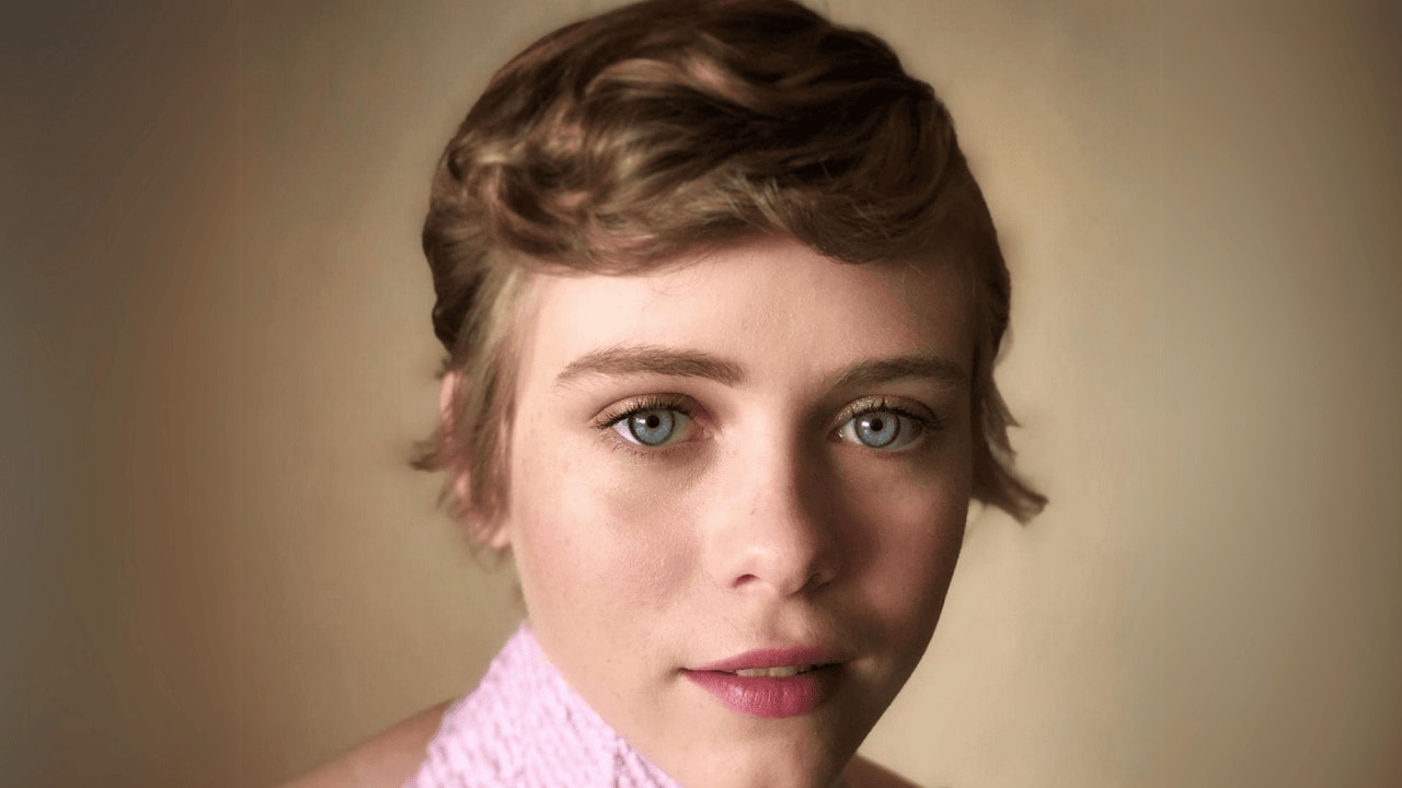 Curly layered pixie