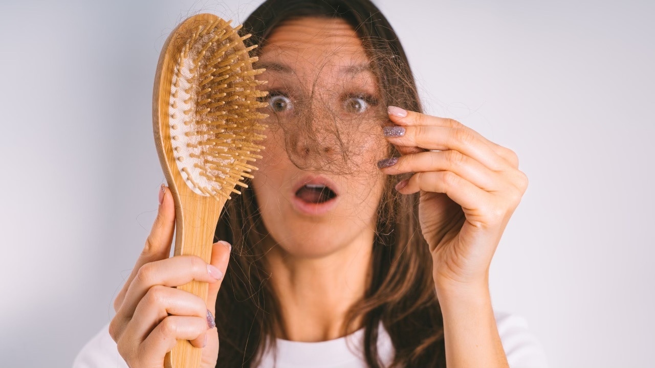 3. Decreases hair loss