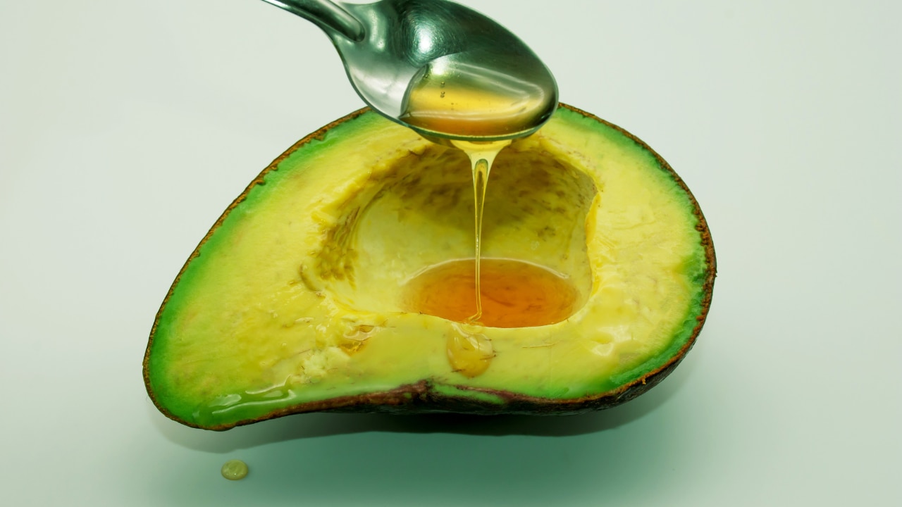 Honey face pack with avocado