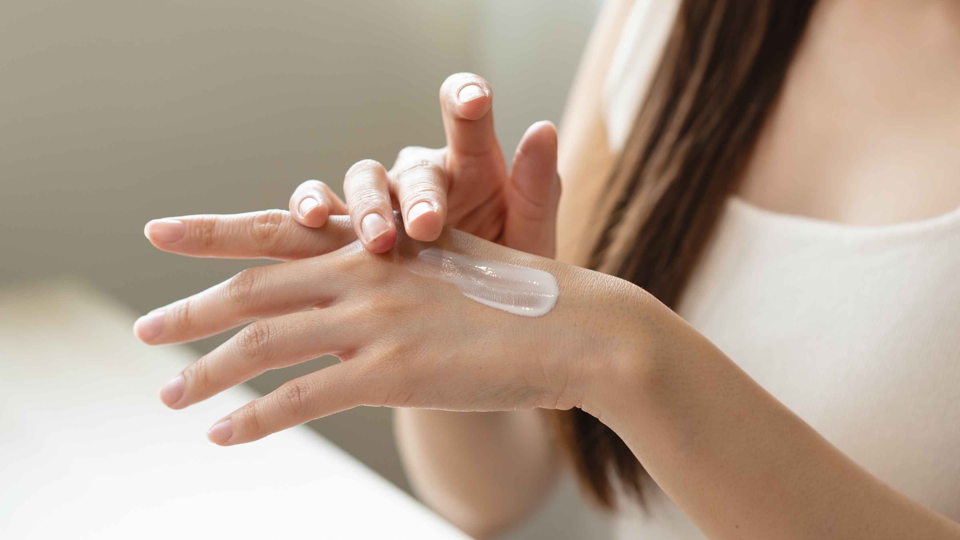 How to do a witch hazel patch test