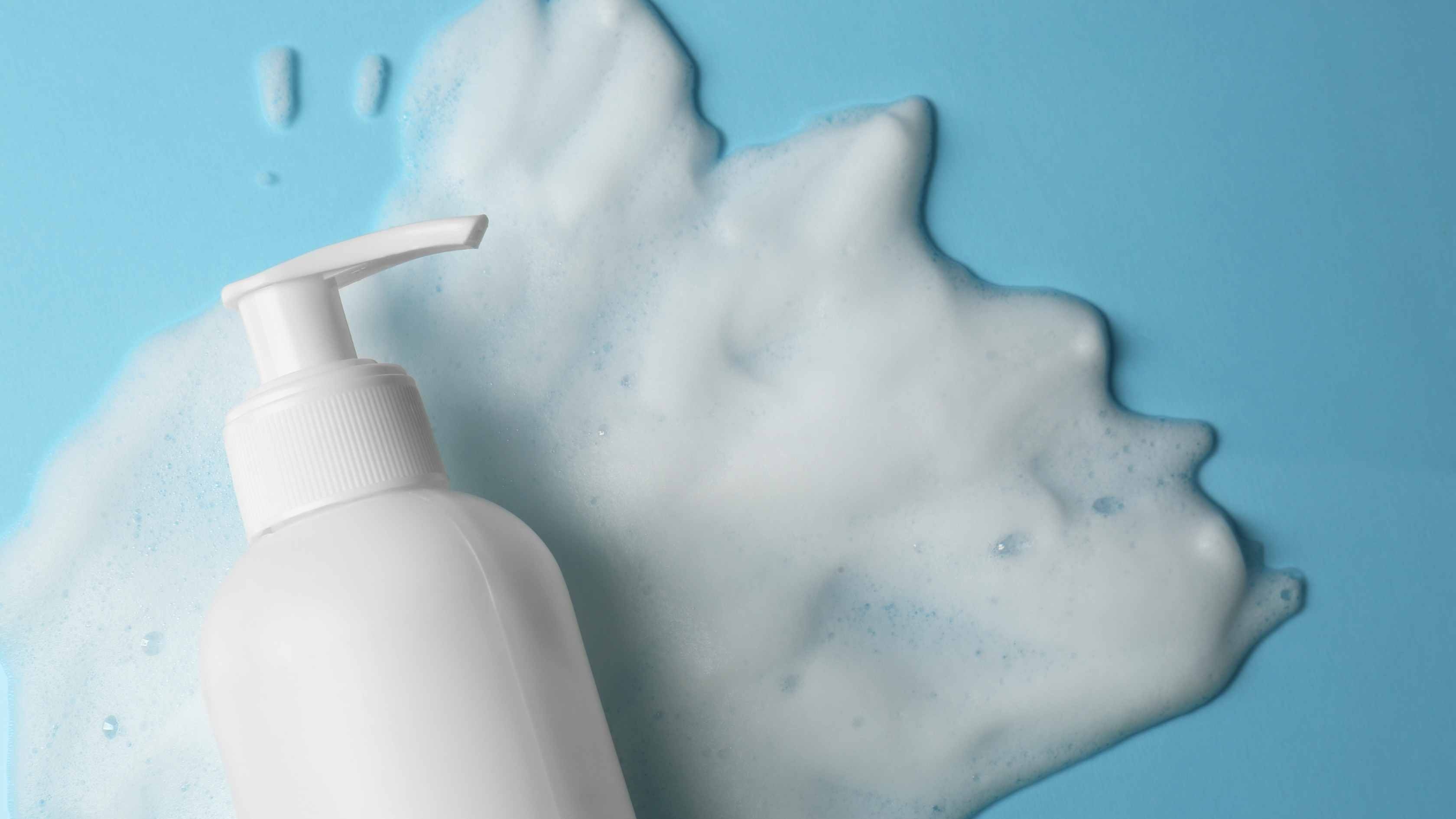 How to Choose the Best Face Wash for Oily Skin Based on Skin Needs