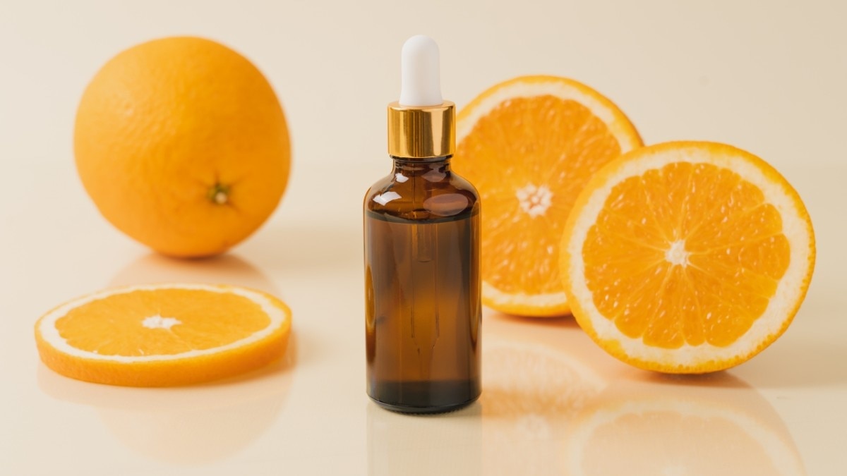 How should you use vitamin C serum?