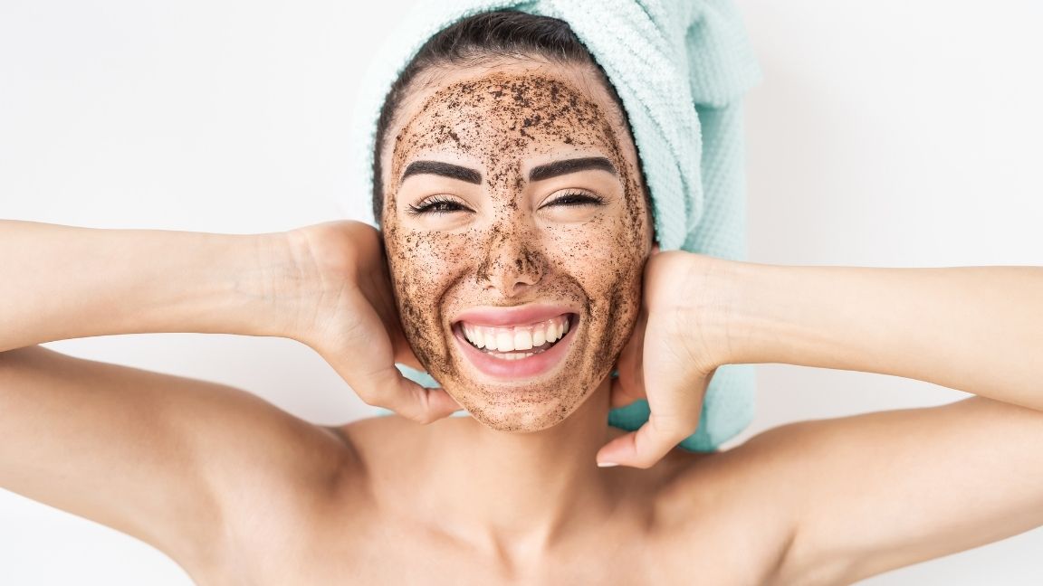 Benefits Of Coffee Scrubs And Ways To Include Them In Your Skincare Routine