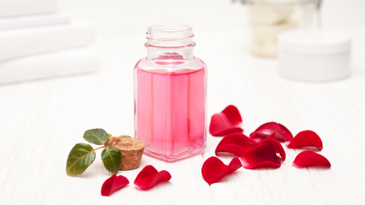 Papaya and rose water mask