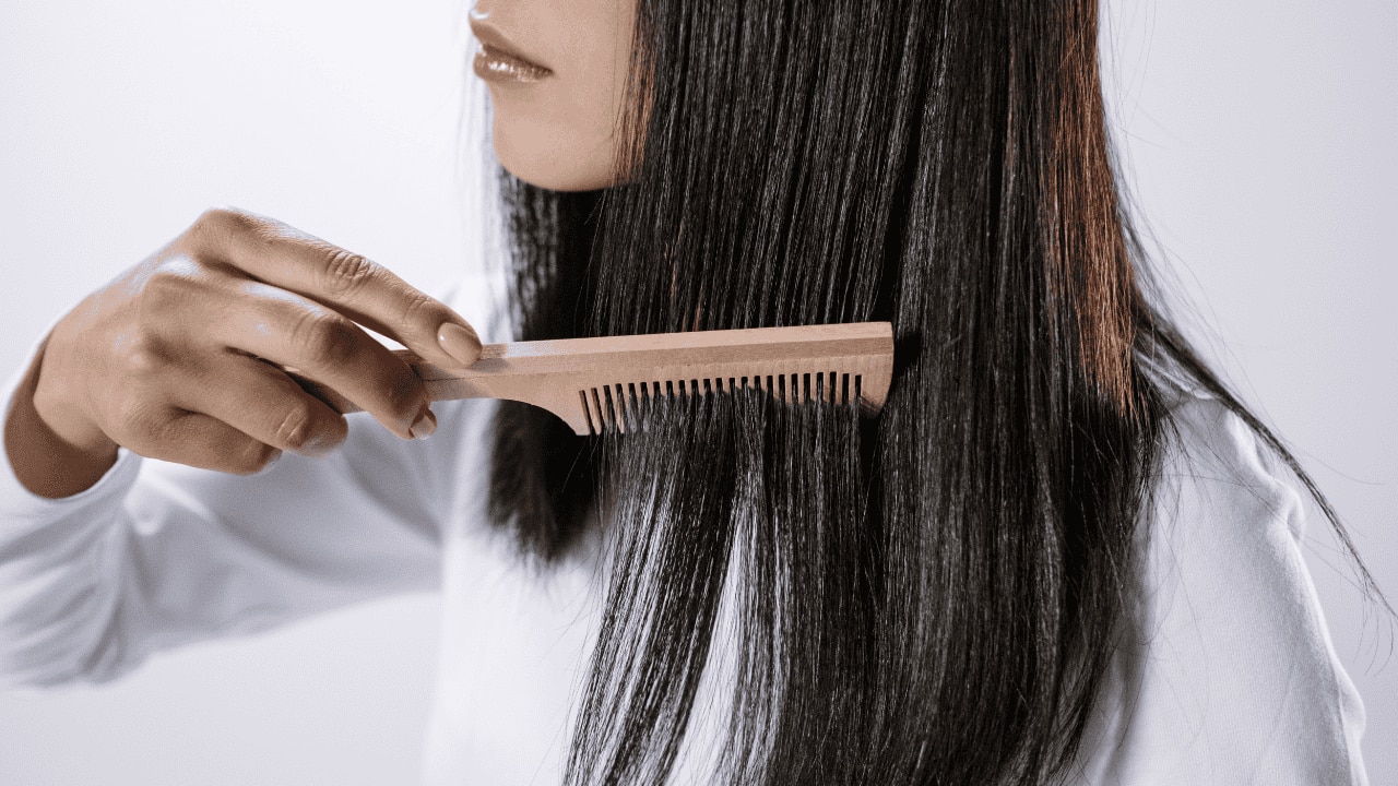 Promotes hair growth