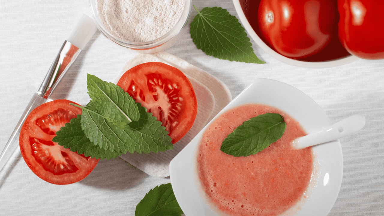 Rub tomato pulp
