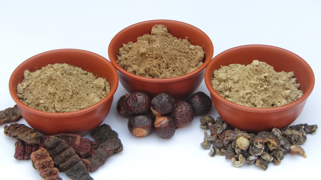 8. Shikakai powder