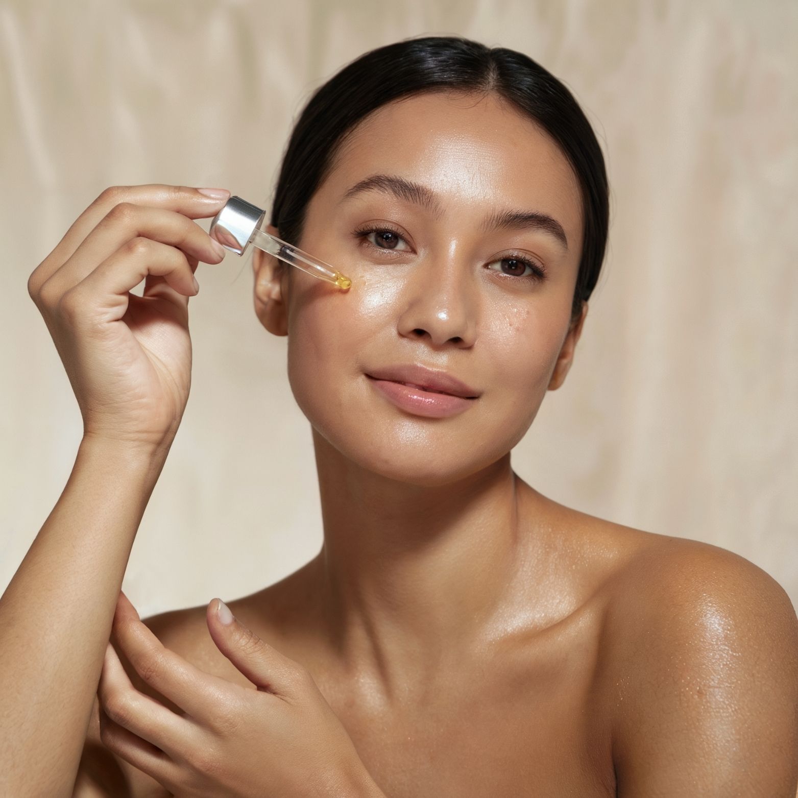 Skin Brightening & Lightening Serums: Benefits, How to Use & Best Picks
