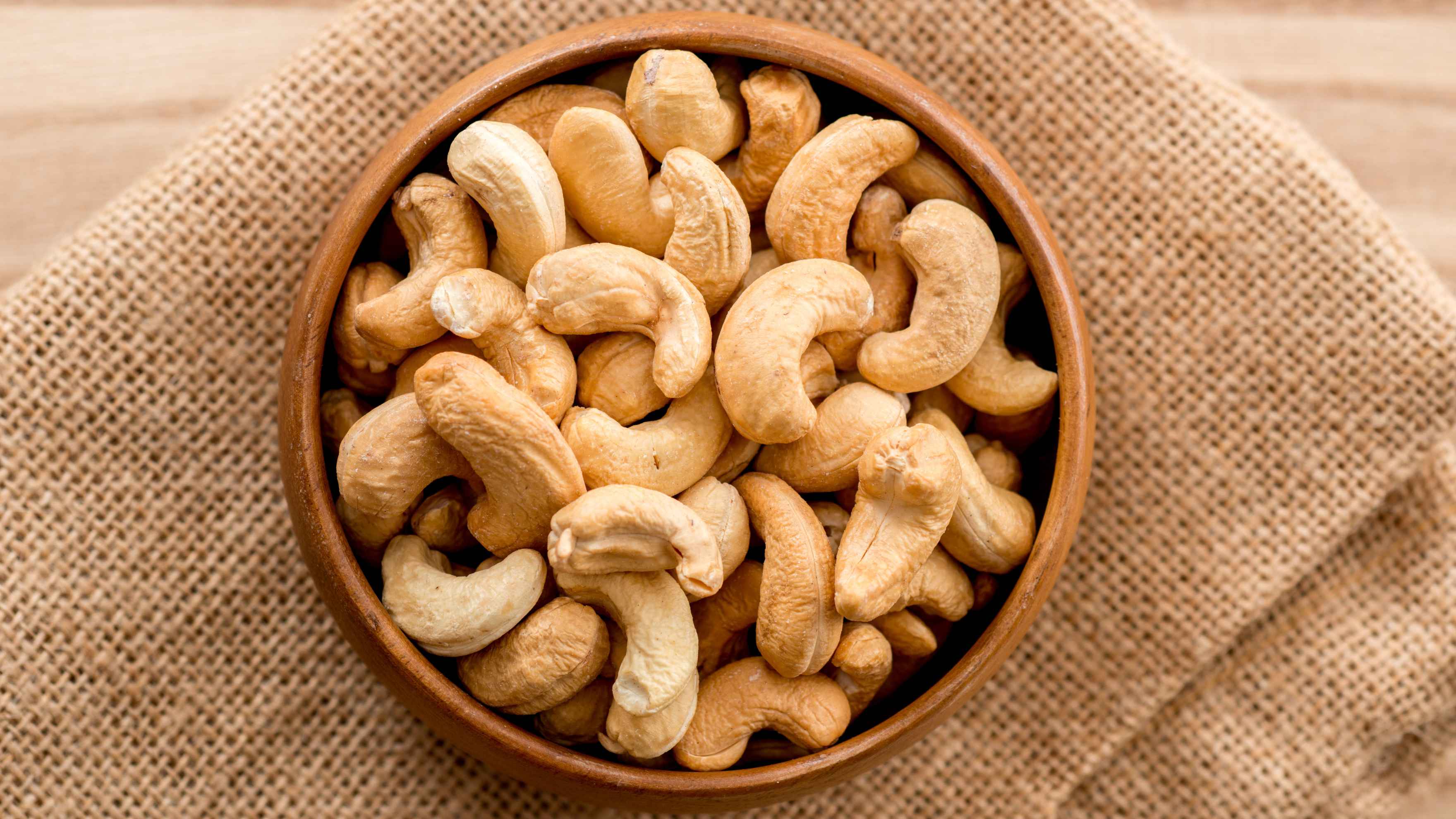 What are the various cashews benefits?