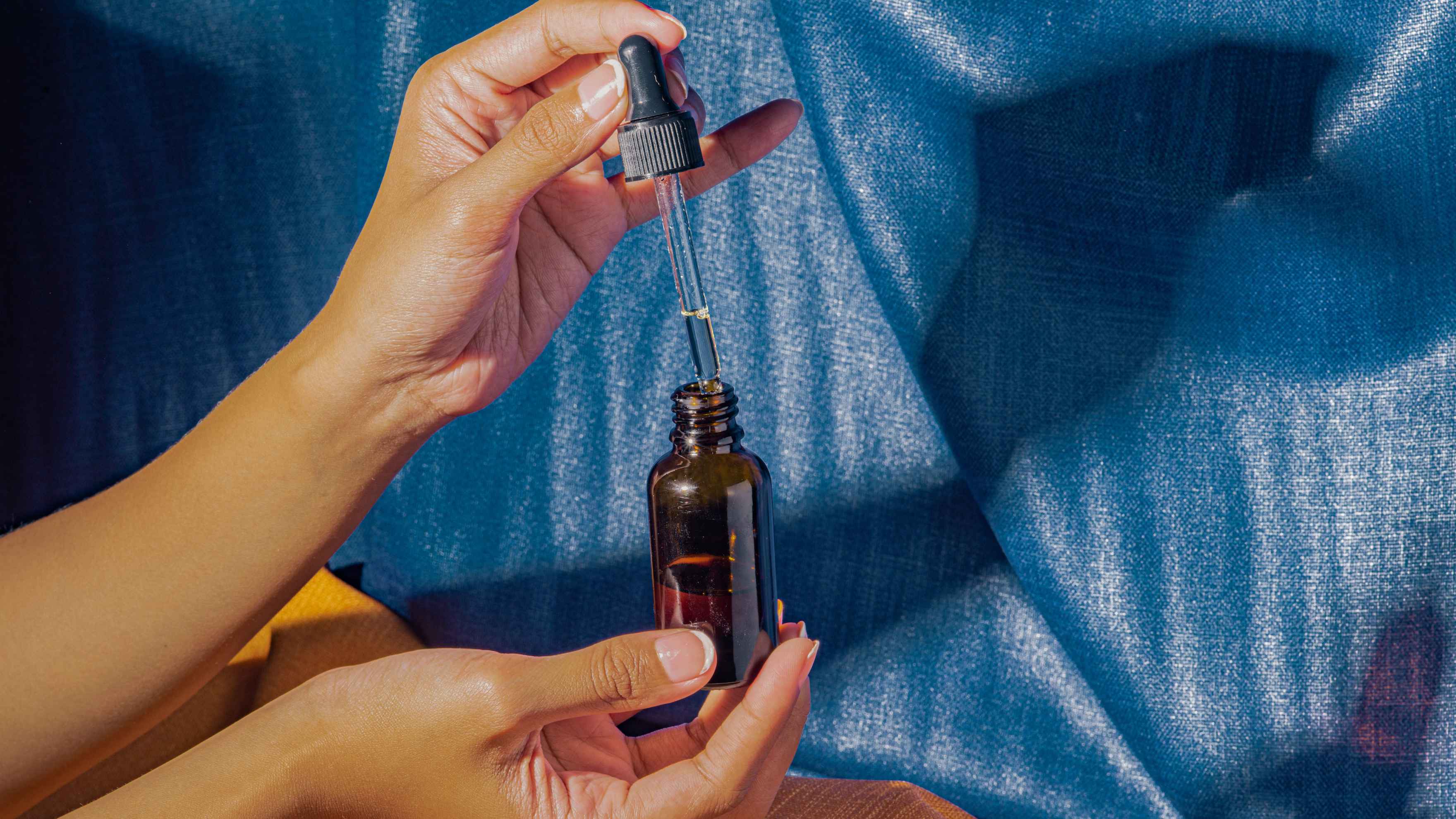 Why Vitamin C Serum for Face Is a Must for Glowing Skin