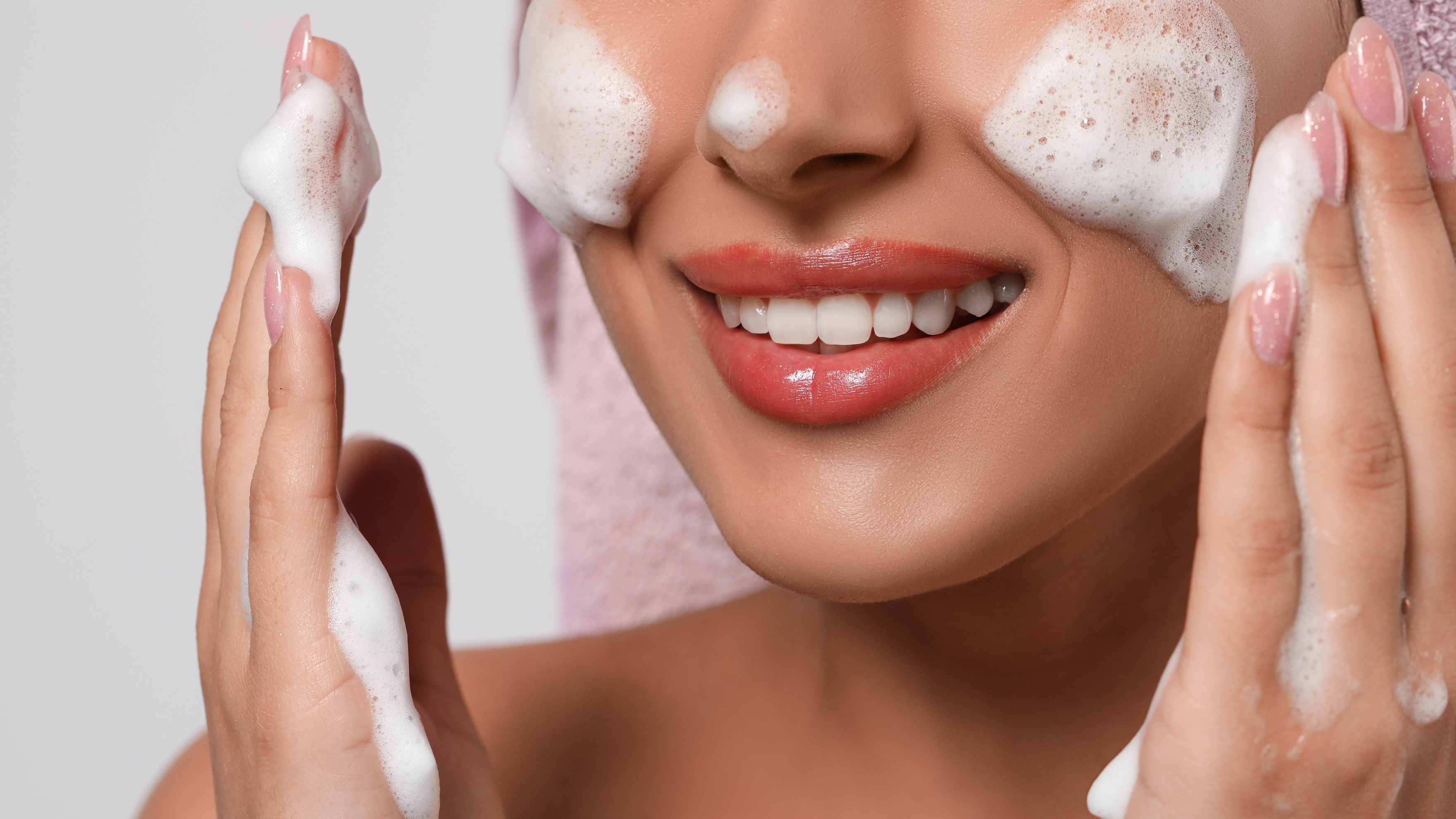 Why Deep Cleansing and Facial Treatments Are Essential for Oily Skin