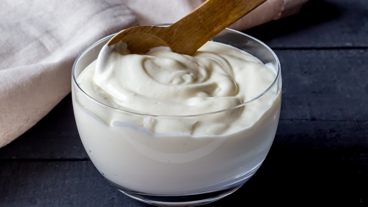 6. Yoghurt for freckles