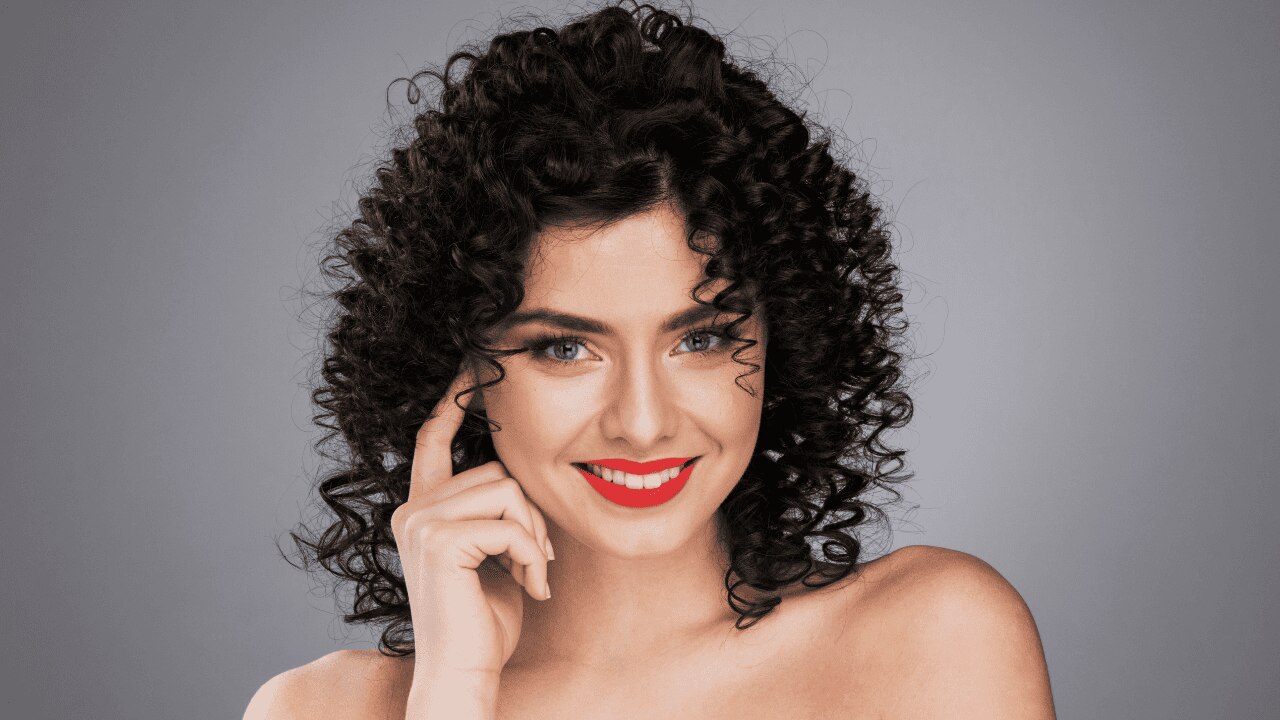 Messy crop for curly hair