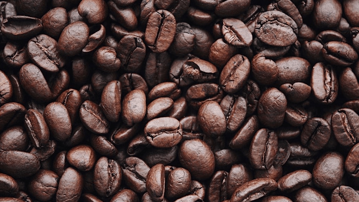 7 Wondrous Coffee Hair Masks For Healthy, Shiny Hair