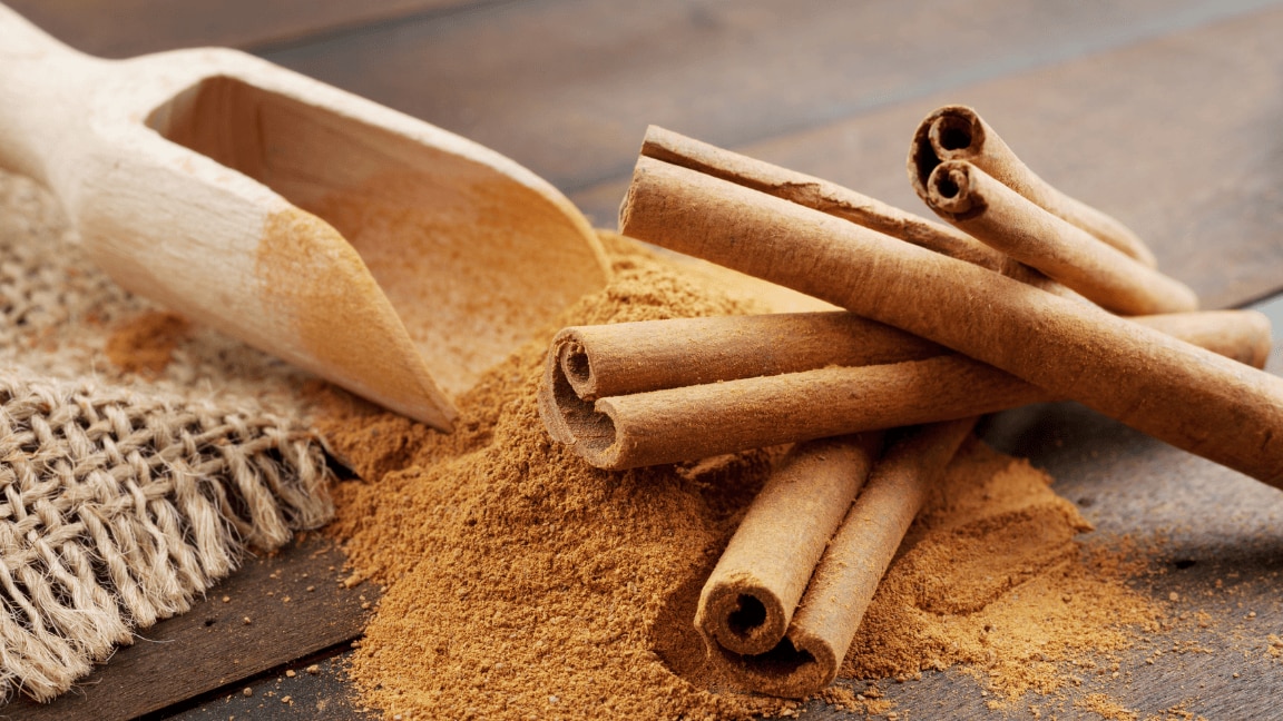 7 Amazing Ways Cinnamon Benefits The Skin