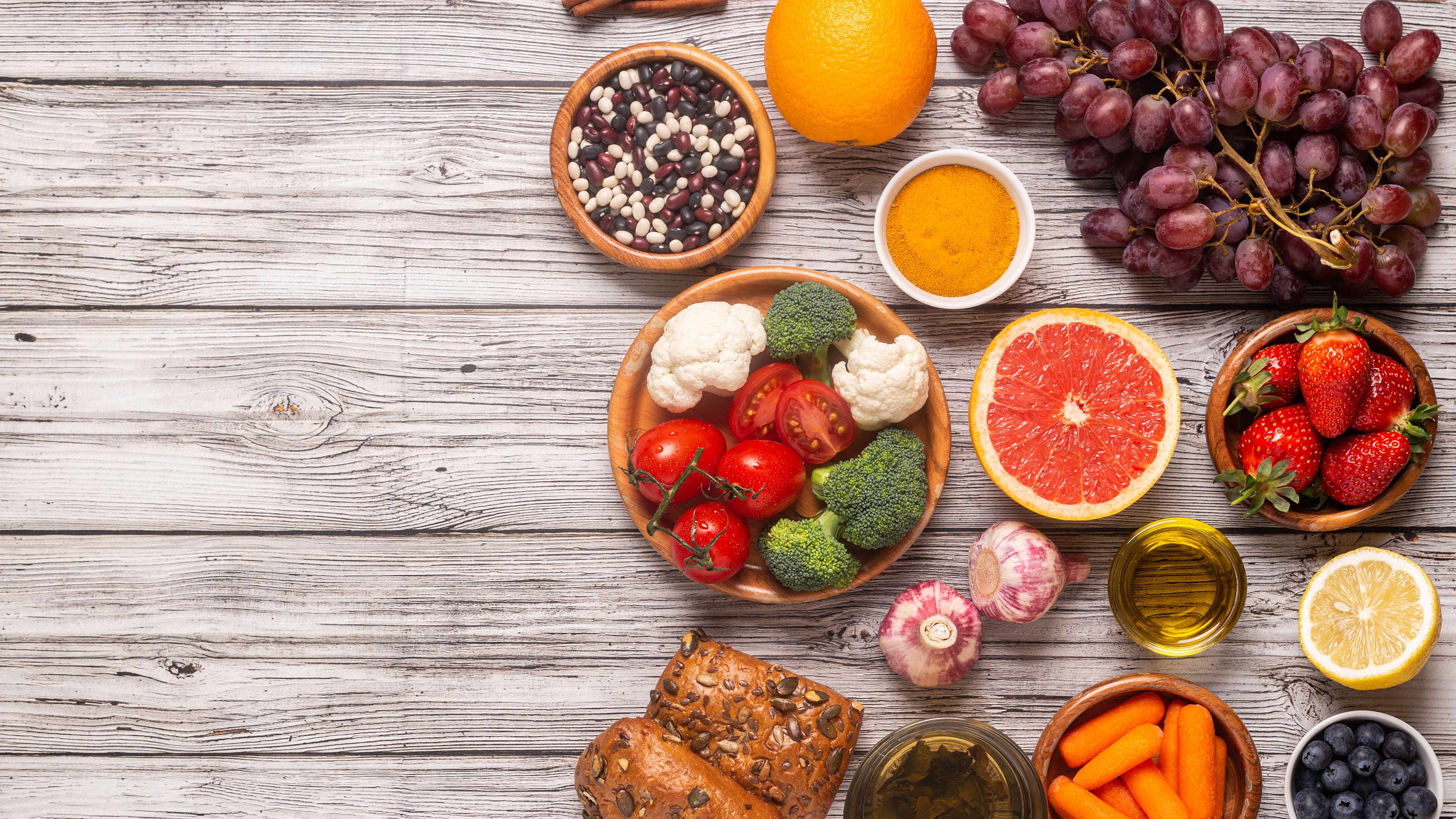 Foods that may help reduce melanin