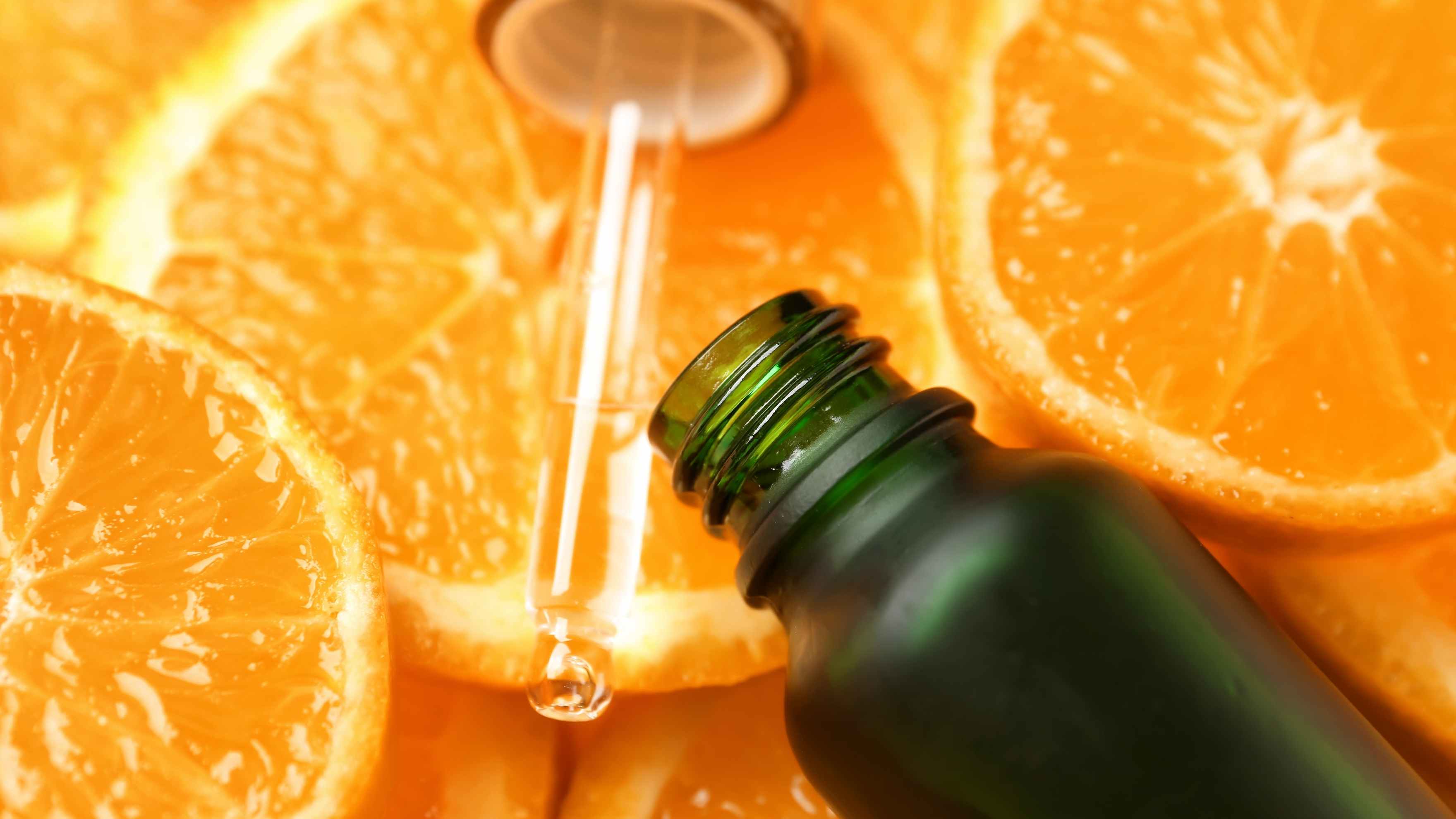 Choosing the Right Vitamin C Serum for Your Face 