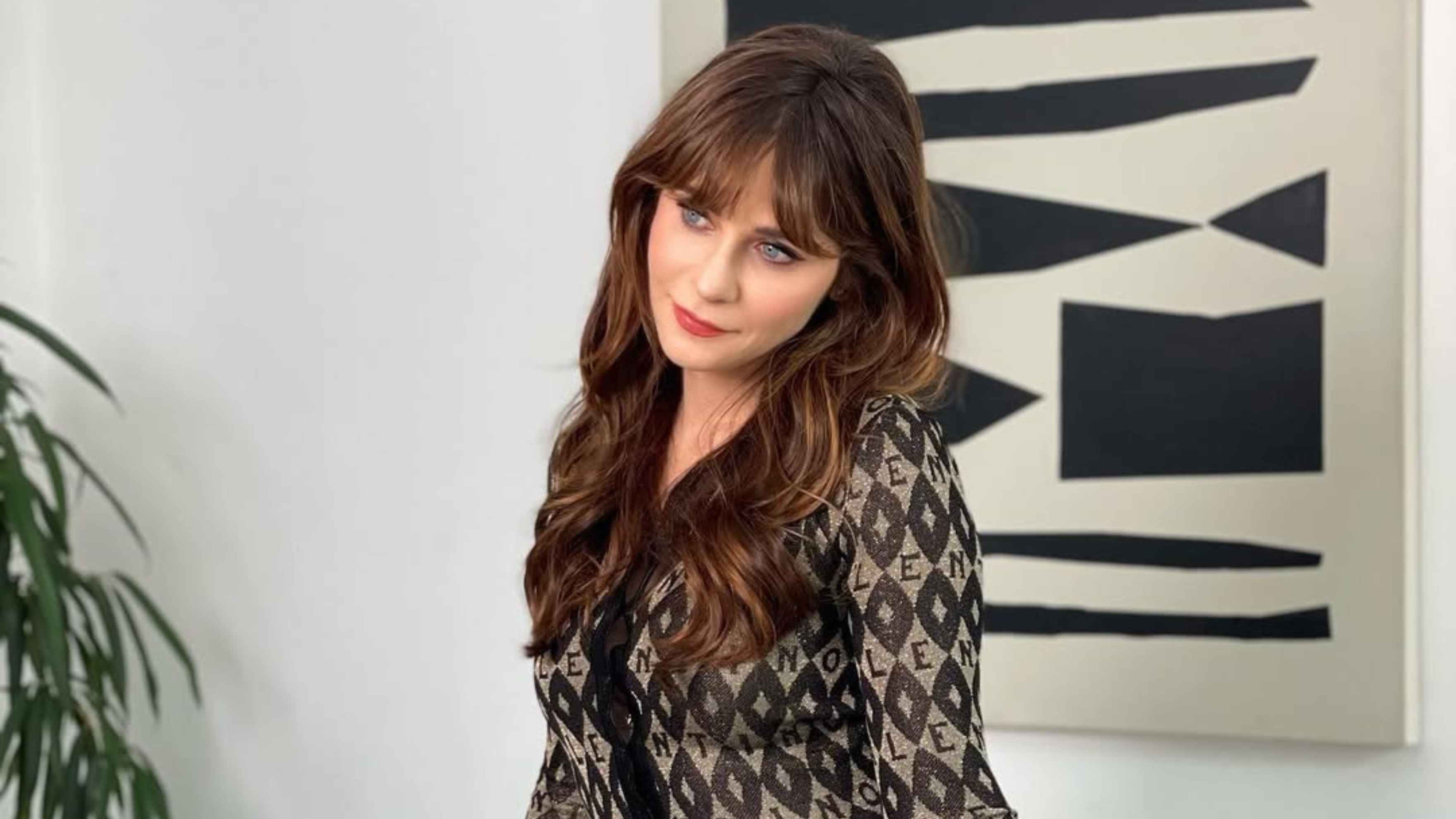 Curly Curtain Bangs on Long Hair
