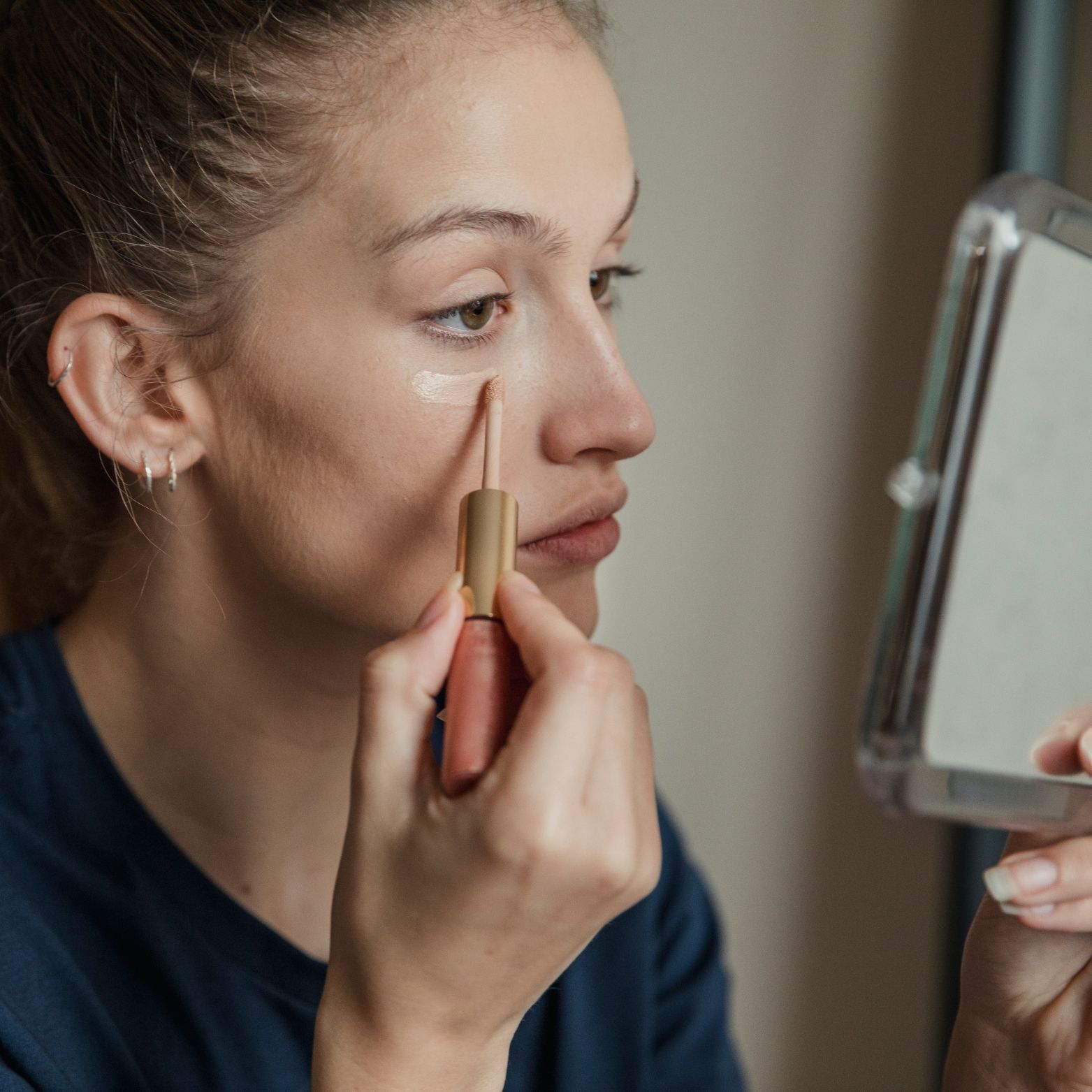 How to Choose Concealer Shade: Use It Right & Apply Like a Pro 