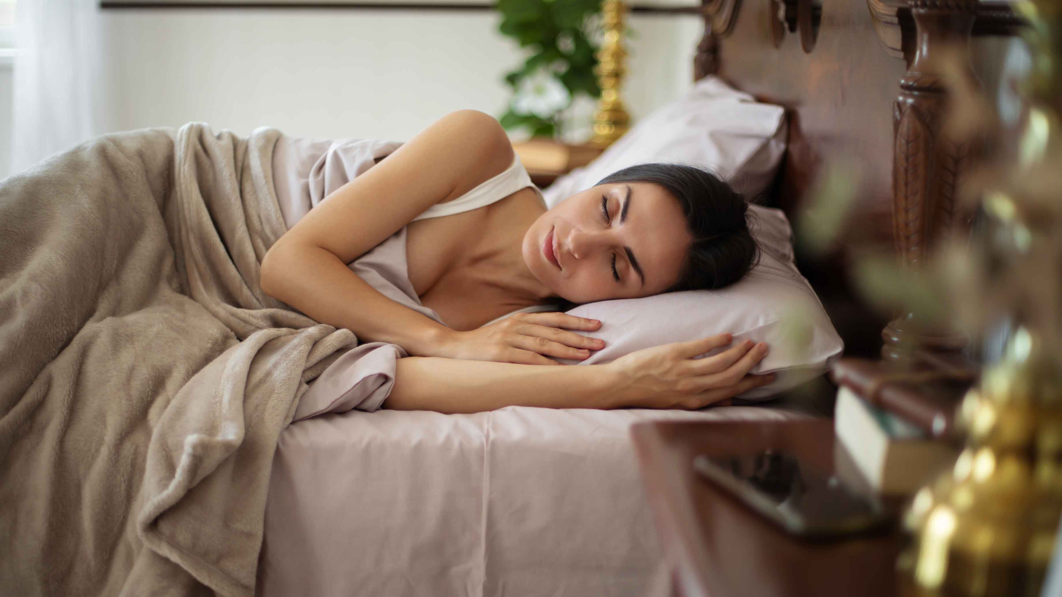 Night Hair Care Routine: Beauty Sleep for Your Hair