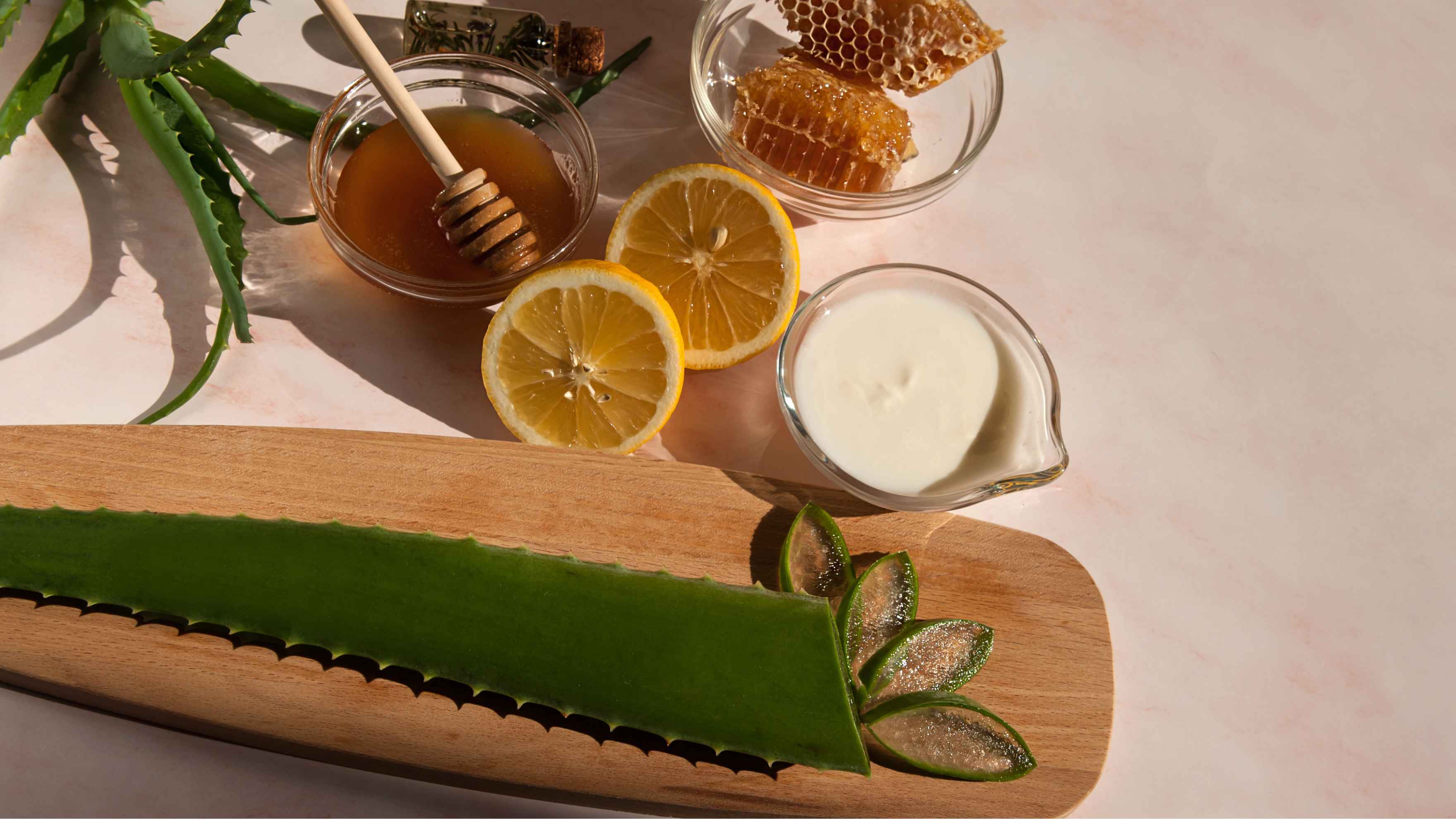 Rice Flour + Aloe Vera Gel + Lemon Juice