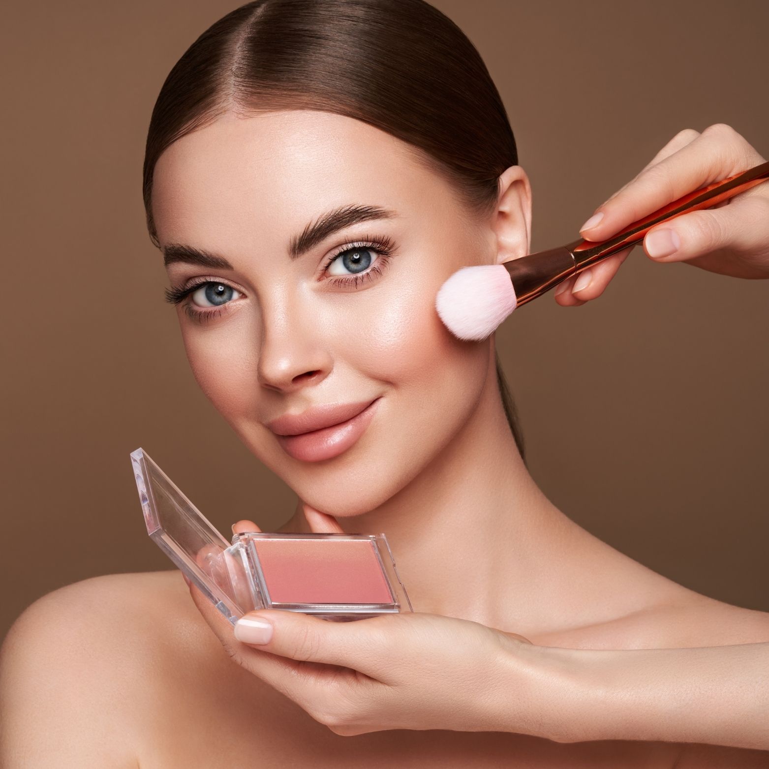Step by Step Makeup: Learn How to Apply Makeup Like a Pro