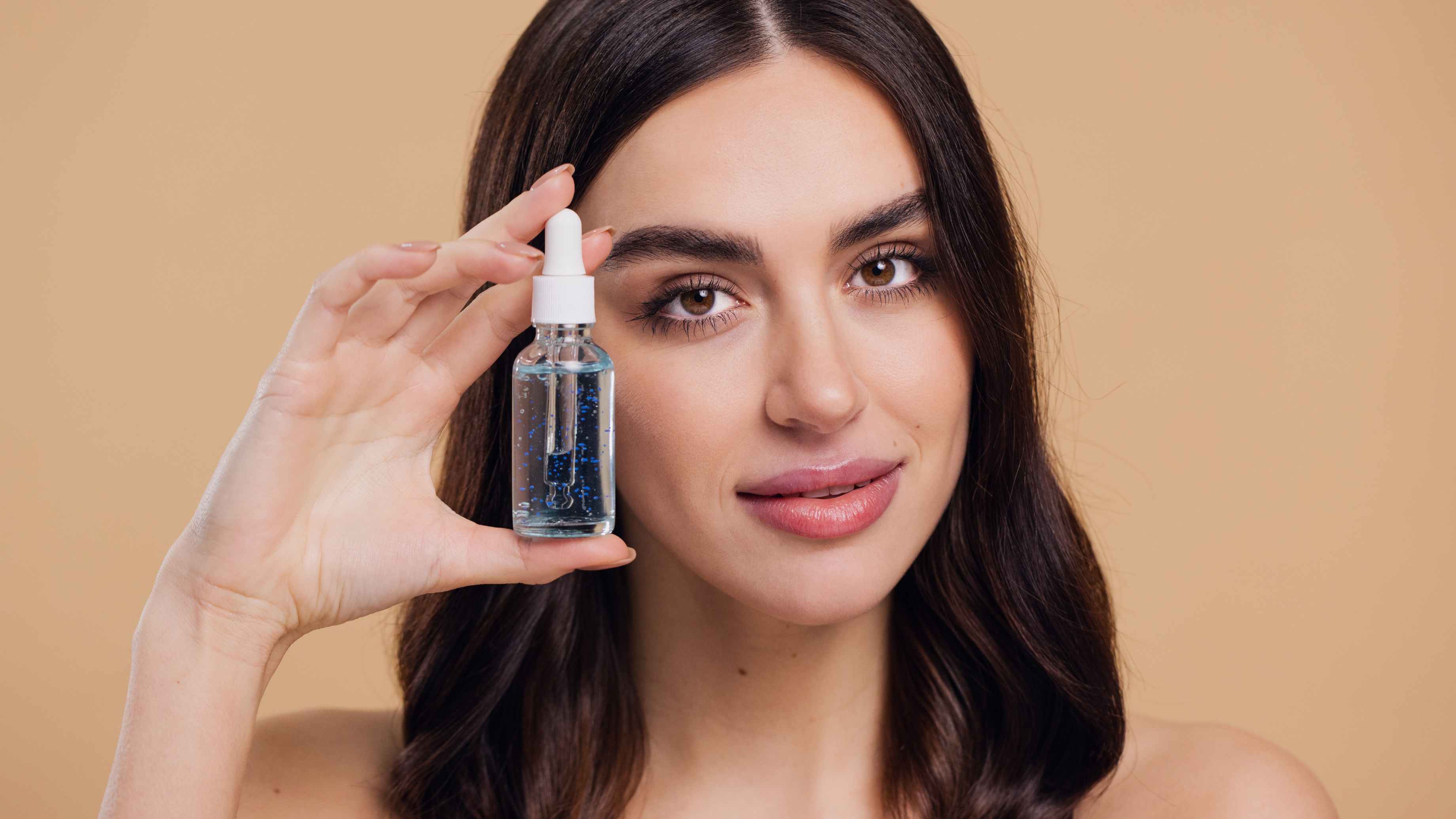 Why Choose a Face Serum for Glowing Skin?