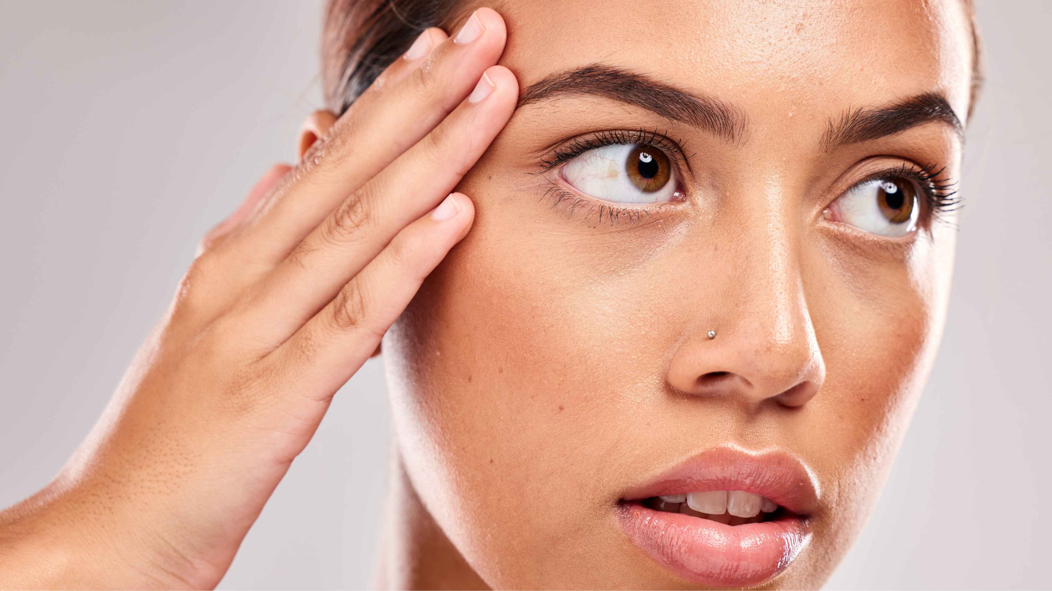 Why Oily Skin Needs a Special Foundation Formula