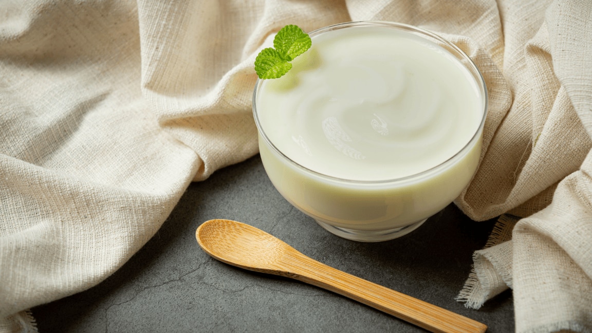 Benefits-of-Curd-For-Hair-Care