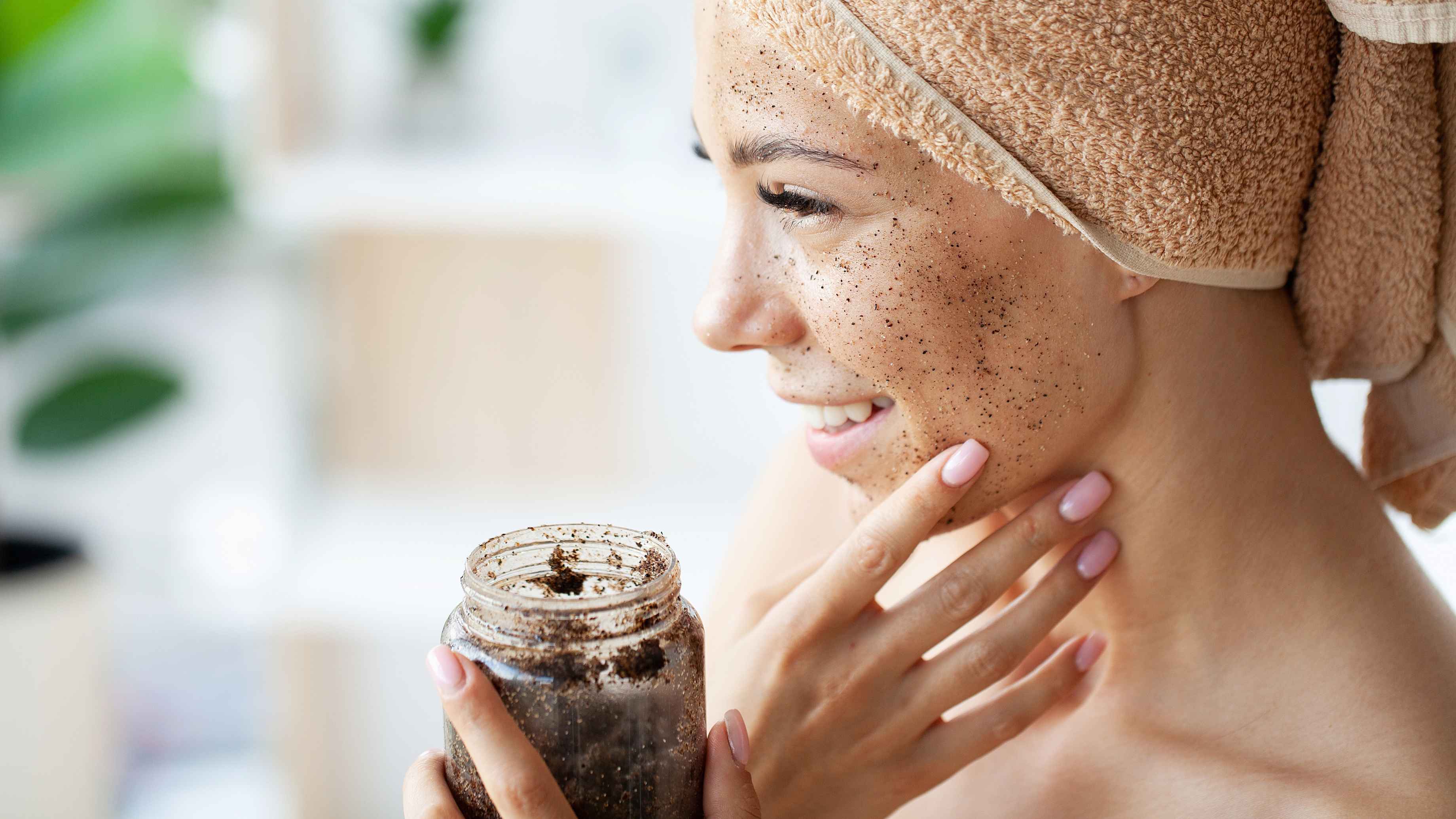 How to Apply Coffee Face Pack & Aftercare Tips