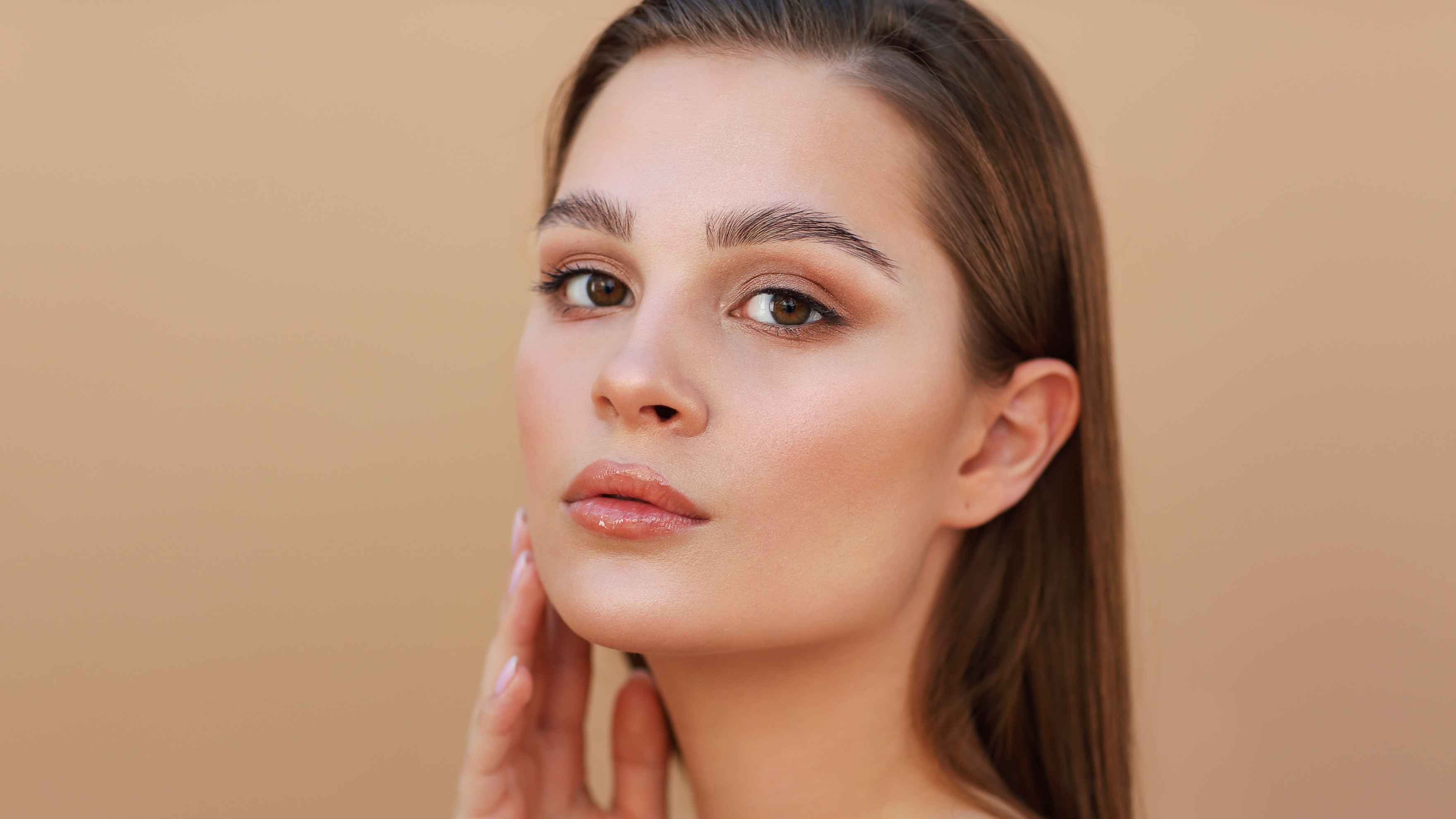 How to Use Concealer to Brighten, Sculpt & Correct